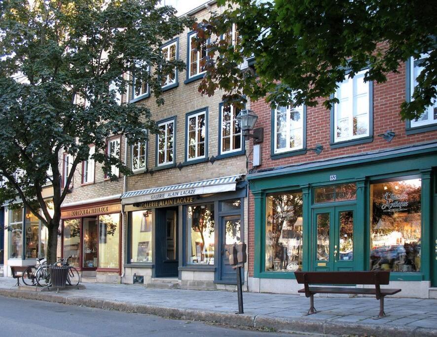 Generations Quebec Old City/ Parking/ Family Bagian luar foto